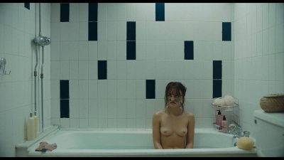 Lily Rose Depp nudde topless Wolf FR 2021 1080p Web 8