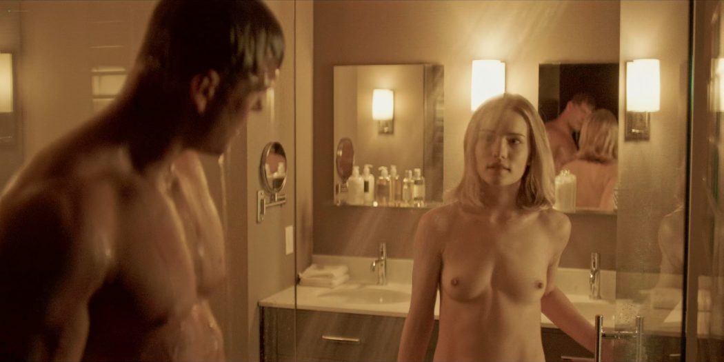 Willa Fitzgerald nude topless and hot sex in the shower Reacher 2022 s1e4 UHD 2160p Web 4
