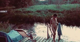 Sophie Reinhart nude full frontal and sex Velvet UK 2021 720p 5