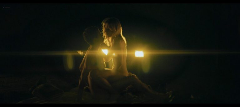 Marie Colomb nude topless and sex in Les magnétiques (FR-2021) 1080p Web