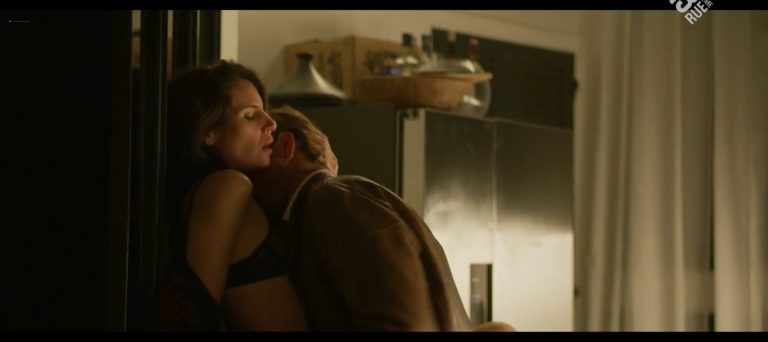 Louise Monot hot and some sex – Marion (FR-2022) S1 1080p Web