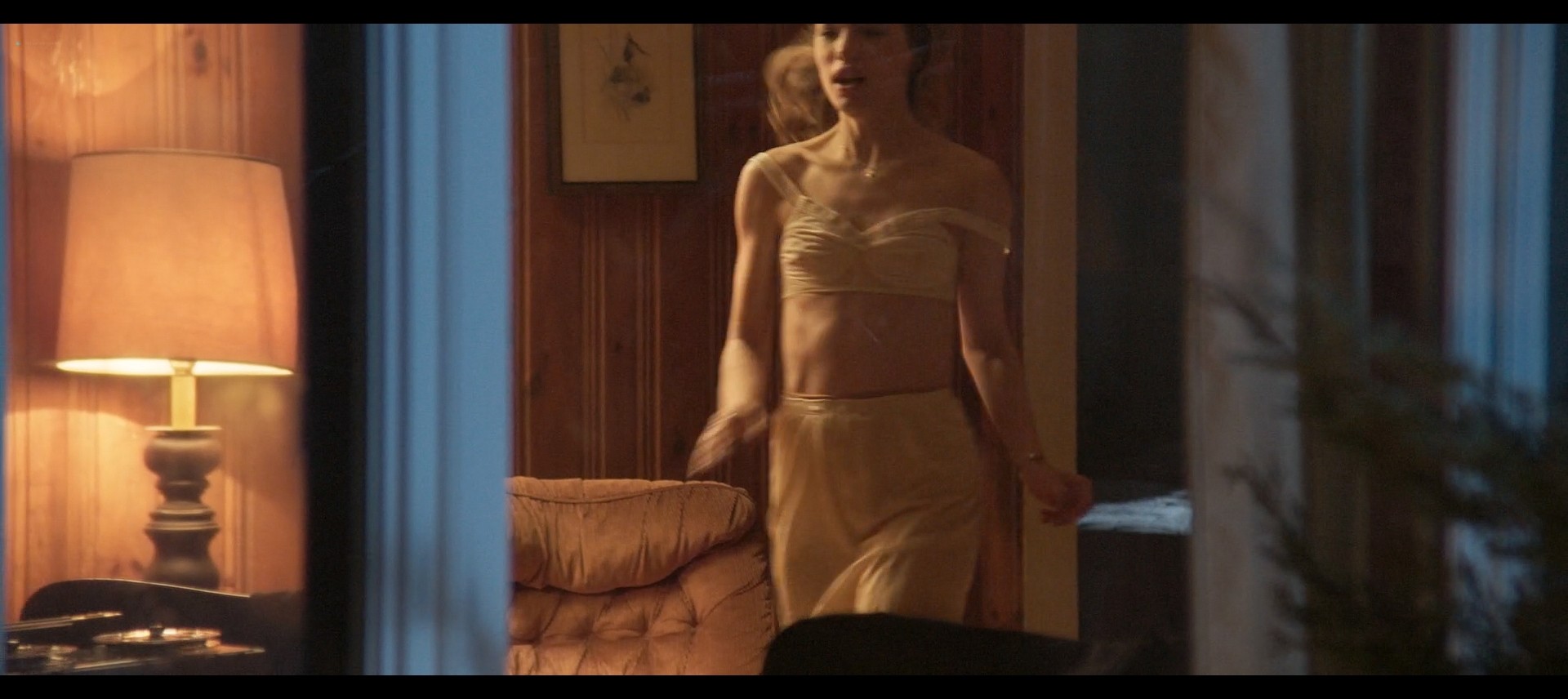 Willa Fitzgerald hot and sexy – 18½ (2021) 1080p Web