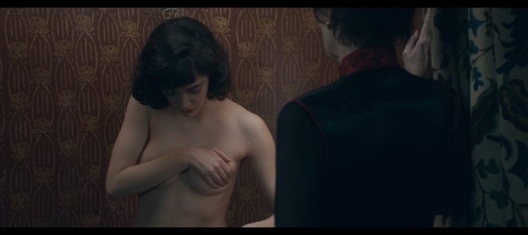 Clara Antoons nude side boob Jade Labeste sexy – Maigret (FR-2022) 1080p BluRay