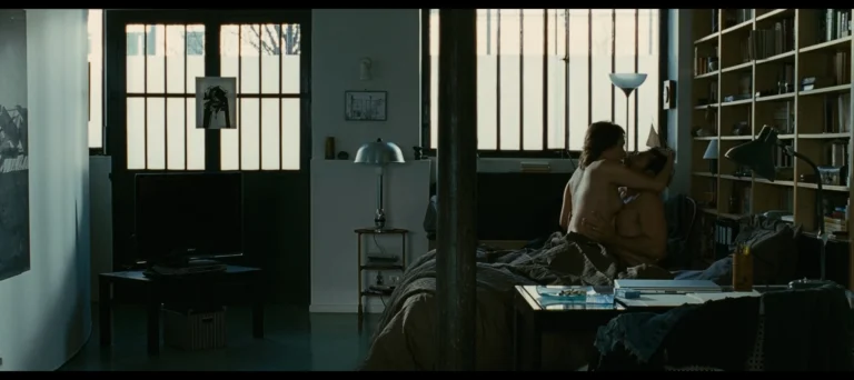 Ana Girardot nude and sex – Amitiés sincères (FR-2012) 1080p BluRay