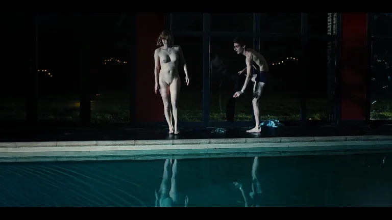 Camille Razat nude full frontal – De l’eau dans les yeux (FR-2017)1080p Web