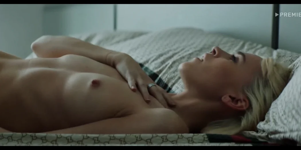 Tasha Tsvetkova nude topless Liza Moryak see through Dreams RU 2022 s1e1 4 1080p 11