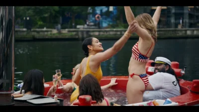 Kristen Bell hot binin in The People We Hate At The Wedding 2022 07