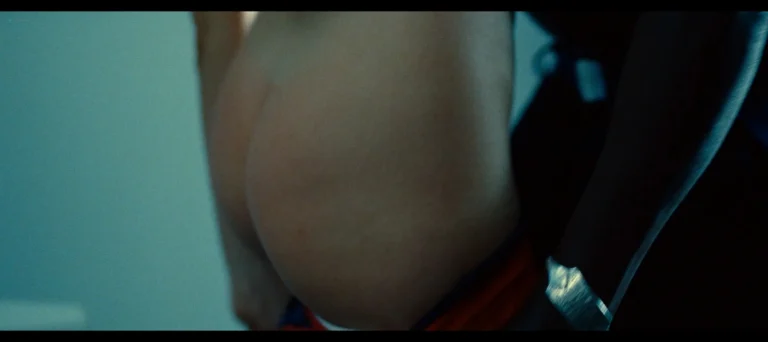 Adèle Exarchopoulos nude in Les cinq diables (FR-2022)