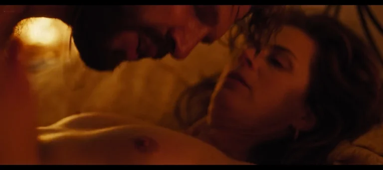 Elise Schaap nude in Stromboli (NL-2022) 1080p