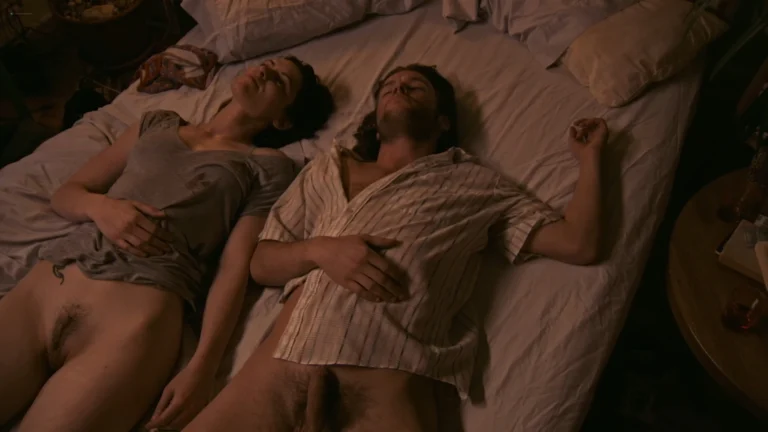 Marie-Hélène Bellavance nude in Les signes vitaux (FR-2009) 1080p Web