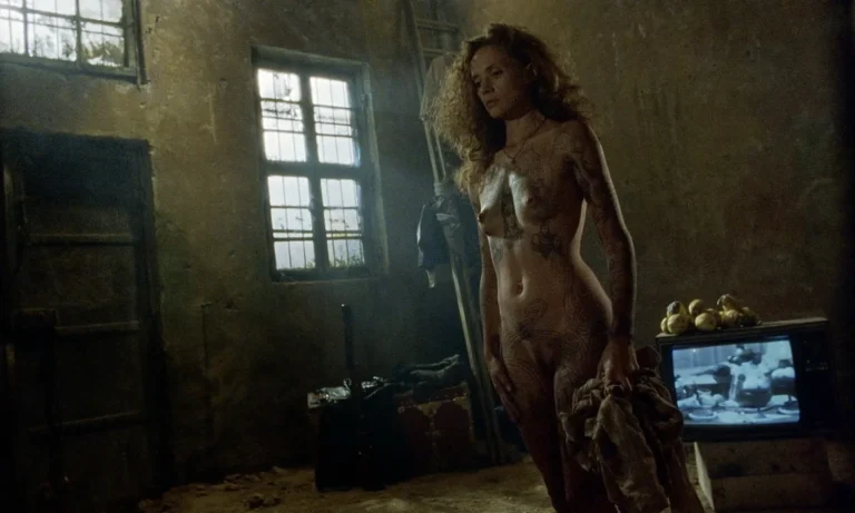 Sofija Kunovska nude in Goodbye, 20th Century (MK-1998)