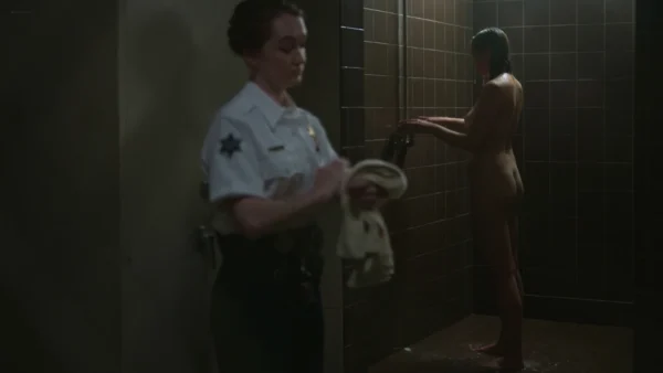 Elizabeth Olsen naked in thhe shower in Love Death 2023 s1e6 1080p Web 09
