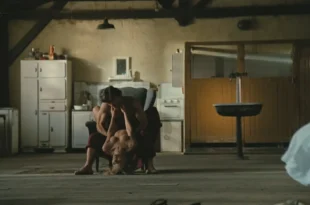 Nicole Garcia nude in Peril en la demeure FR 1985 1080p BluRay 02