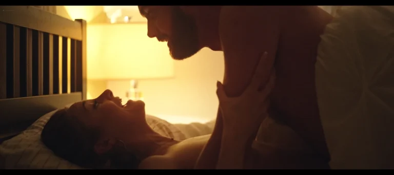 Shailene Woodley sexy in Robots (2023)
