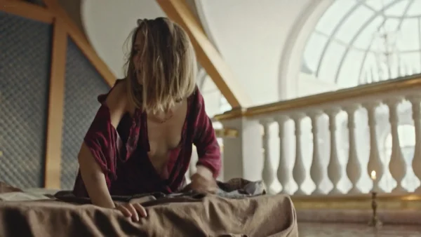 Lyubov Aksyonovanude topless in Byvshie RU 2018 S1 1080p Web 18