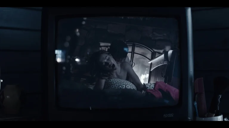 Sadie Stanley sexy in Cruel Summer (2023) s2e1-2