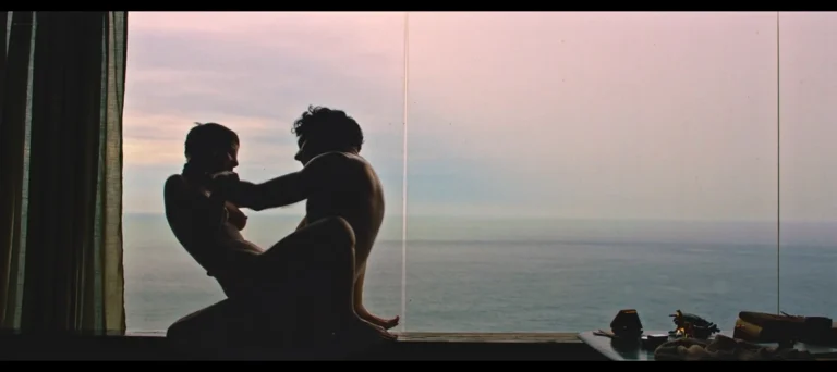 Andréia Horta nude in Elis (BR-2016)