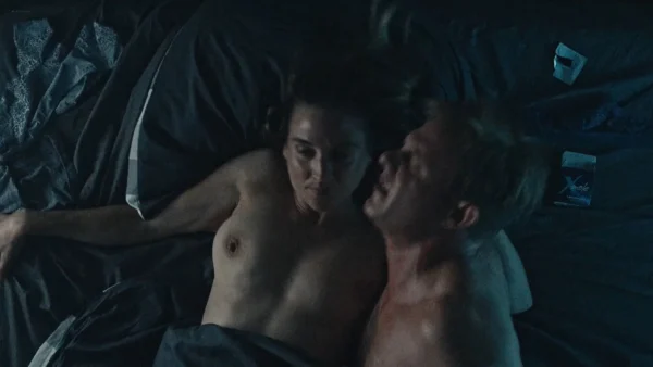 Jasmina Polak nude topless Natalia Jedrus Olga Goldys nude and sexy in Sortownia PL 2023 S1 1080p Web 17