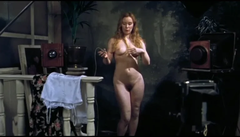 Franziska Petri nude in Leo und Claire (DE-2001)