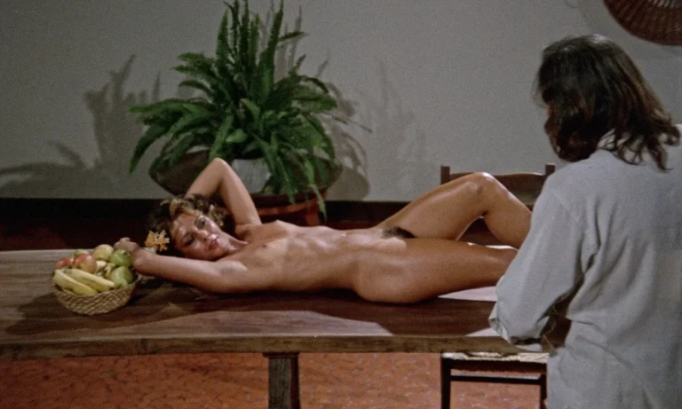 Elizabeth Hartmann nude scenes in Amazon Jail (BR-1982)