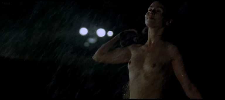 Tara Fitzgerald nude topless scenes in I Capture the Castle (UK-2003)