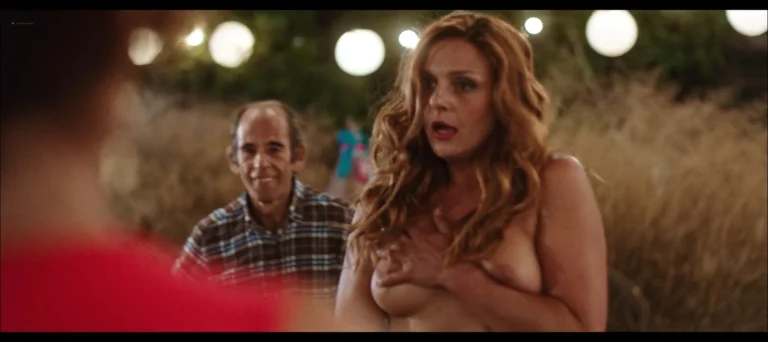 Estefania de los Santos nude scenes in ¡Ay, mi madre! (ES-2019)