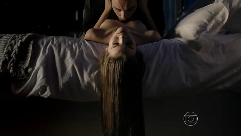 Camila Queiroz nude sex scenesin TV Show Verdades Secretas (BR-2015) s1e1-20