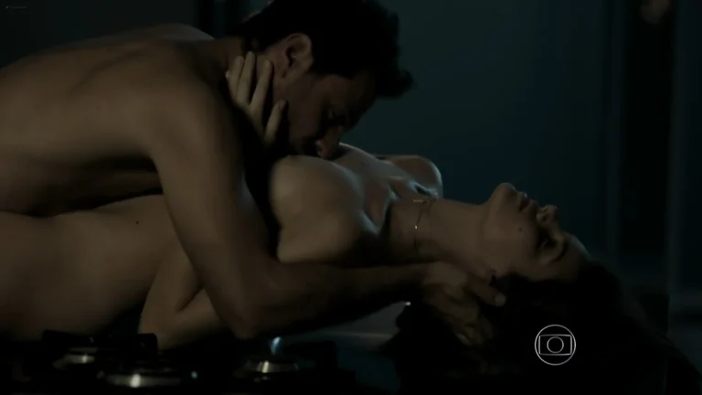 Camila Queiroz nude sex scenes in TV Show Verdades Secretas (BR-2015) s1e21-50