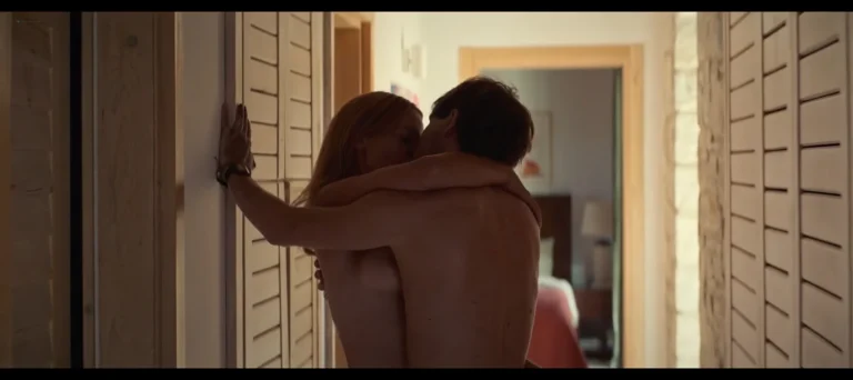 Meryem Uzerli nude sex scenes in TV Show Ru (TR-2024) s1e6