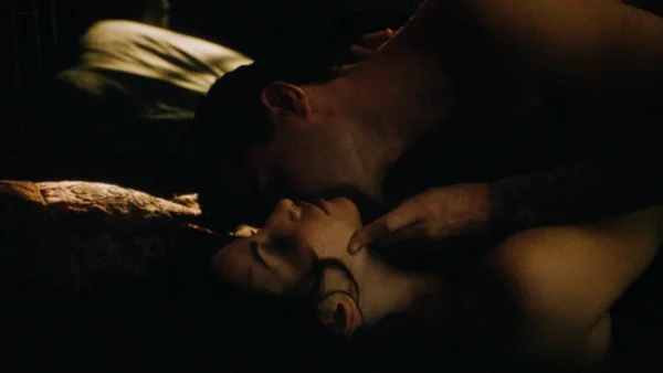 gina gershon hot and sexy in black and white (1999) 1080p web 08
