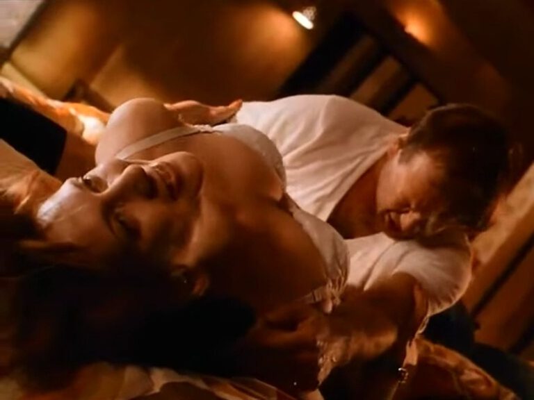 Glenne Headly hot sexy scenes in Breakfast of Champions (1999)