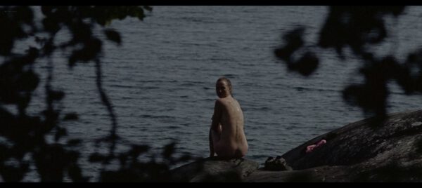 renate reinsve nude butt in handling the undead (2024) 1080p bluray 04