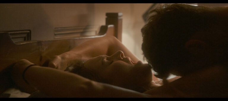 Shailene Woodley nude sex scenes in Killer Heat (2024)