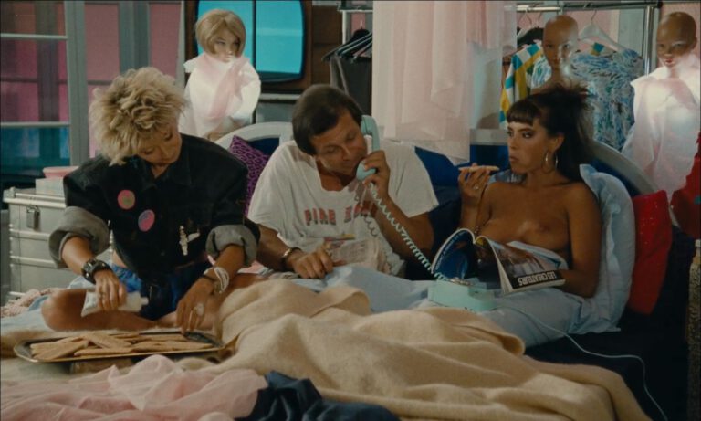 Mathilda May nude topless scenes in La vie dissolue de Gerard Floque (FR-1987)
