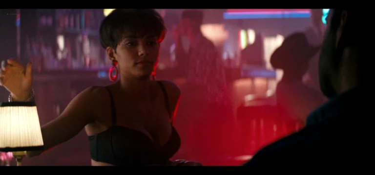 Halle Berry hot sexy scenes in The Last Boy Scout (1991) 1080p BluRay REMUX