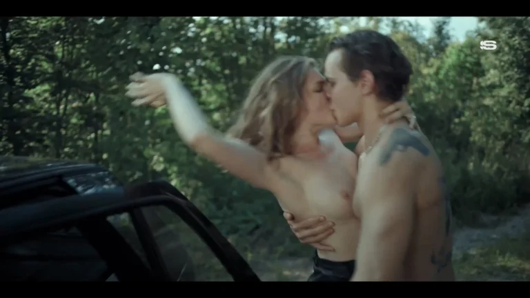 Alina Dulova nude topless scenes and sex Viktoriya Isakova sexy in TV Show Deti peremen (RU-2026) s2e1-4 1080p Web