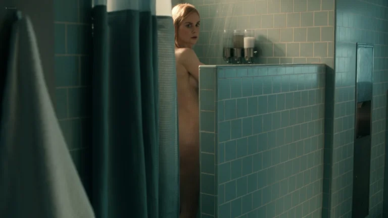 Nicole Kidman side boob scenes in the shower in TV Show Scarpetta (2026) s1e1 1080p Web