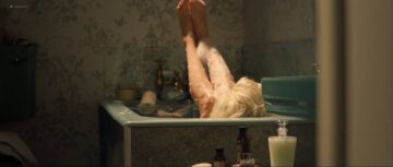 Michelle Williams hot Emma Glover butt naked - My Week With Marilyn (2011) HD 1080p Michelle Williams hot Emma Glover butt naked - My Week With Marilyn (2011) HD 1080p (3)