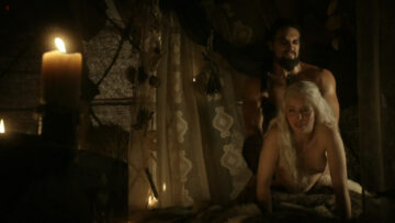 Emilia Clarke nude sex doggy style and lesbian love game with Roxanne McKee - Game of Thrones S1E2 hd1080p Emilia Clarke nude sex doggy style and lesbian love game with Roxanne McKee - Game of Thrones S1E2 hd1080p