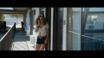 Heather Graham nude topless breastfeeding in - Hangover (2009) UHD 2160p Heather Graham nude topless breastfeeding in - Hangover (2009) UHD 2160p (8)