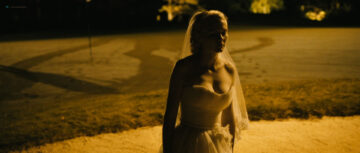 Kirsten Dunst nude topless in Lars von Trier's - Melancholia (2011) HD 1080p BluRay Kirsten Dunst nude topless in Lars von Trier's - Melancholia (2011) HD 1080p BluRay (13)