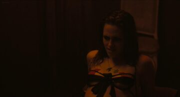 Kristen Stewart hot and sexy in lingerie - Welcome to the Rileys (2010) hd1080p Kristen Stewart hot and sexy in lingerie - Welcome to the Rileys (2010) hd1080p