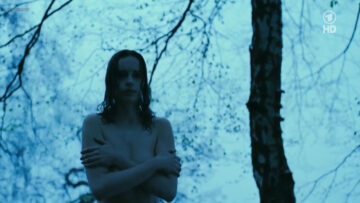 Nina Hoss nude full frontal bush and skinny dipping - Das Herz ist ein dunkler Wald (2008) HDTV 720p Nina Hoss nude full frontal bush and skinny dipping - Das Herz ist ein dunkler Wald (2008) HDTV 720p (6)