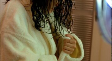 Audrey Tautou hot nipple and some oral action - Dirty Pretty Things (2002) hd720p Audrey Tautou hot nipple and some oral action - Dirty Pretty Things (2002) hd720p (2)