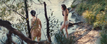 Kristen Stewart hot and sexy in bra and panties and Juliette Binoche nude bush - Clouds of Sils Maria (2014) hd720-1080p Kristen Stewart hot and sexy in bra and panties and Juliette Binoche nude bush - Clouds of Sils Maria (2014) hd720-1080p