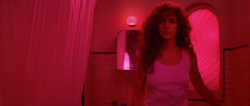 Julia Roberts hot and sexy in bra - Flatliners (1990) hd1080p Julia Roberts hot and sexy in bra - Flatliners (1990) hd1080p (6)
