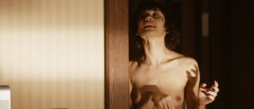 Olga Kurylenko nude full frontal and very hot - Hitman (2007) hd1080p Olga Kurylenko nude full frontal and very hot - Hitman (2007) hd1080p (16)