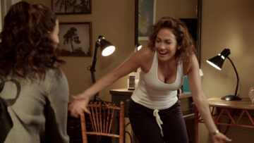 Jennifer Lopez hot cleavage - Shades of Blue (2016) S01E01 HDTV 1080p Jennifer Lopez hot cleavage - Shades of Blue (2016) S01E01 HDTV 1080p (6)