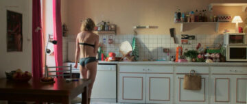 Céline Sallette nude butt Roxane Arnal nude topless sex threesome - Les rois du monde (FR-2015) Céline Sallette nude butt Roxane Arnal nude topless sex threesome - Les rois du monde (FR-2015) (5)