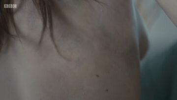 Jodie Comer nude boobs - Thirteen (2016) s1e1 HDTV 720p Jodie Comer nude boobs - Thirteen (2016) s1e1 HDTV 720p (3)